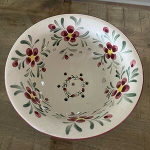 New Debco Stoneware Berry Bowl Ceramic Colander Floral Cherry Farmhouse Cottage